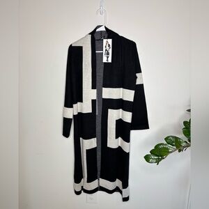 BN9 Vertigo Colorblock Long Cardigan Open Knit Black XS NWT‎